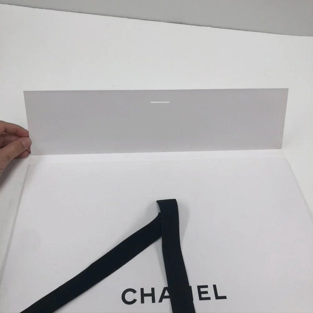 Chanel Authentic White Paper Bow Box Gift Shopping 15.75x12.75x3
